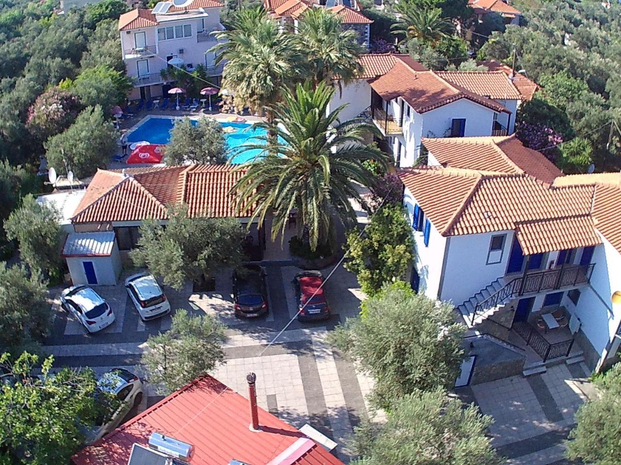 Апарт отель Anaxos Gardens Экстерьер фото